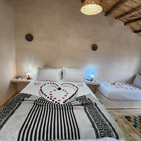 Les Jardins D Amizmiz 6 Piscines Bed and Breakfast Wawizelte Εξωτερικό φωτογραφία