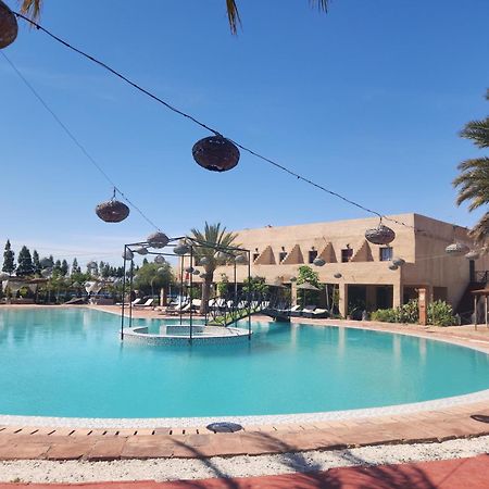 Les Jardins D Amizmiz 6 Piscines Bed and Breakfast Wawizelte Εξωτερικό φωτογραφία