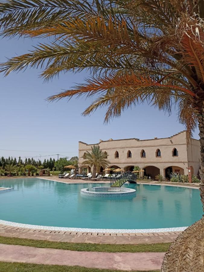 Les Jardins D Amizmiz 6 Piscines Bed and Breakfast Wawizelte Εξωτερικό φωτογραφία
