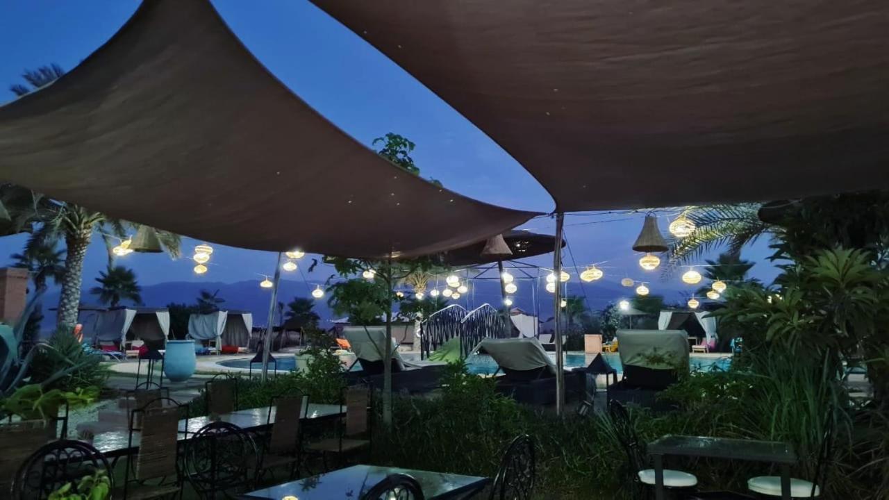 Les Jardins D Amizmiz 6 Piscines Bed and Breakfast Wawizelte Εξωτερικό φωτογραφία