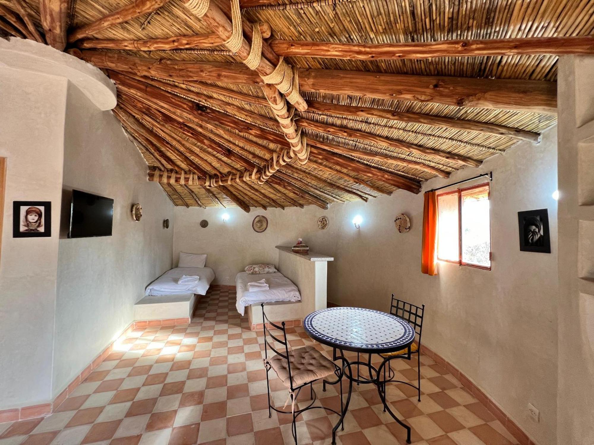 Les Jardins D Amizmiz 6 Piscines Bed and Breakfast Wawizelte Εξωτερικό φωτογραφία