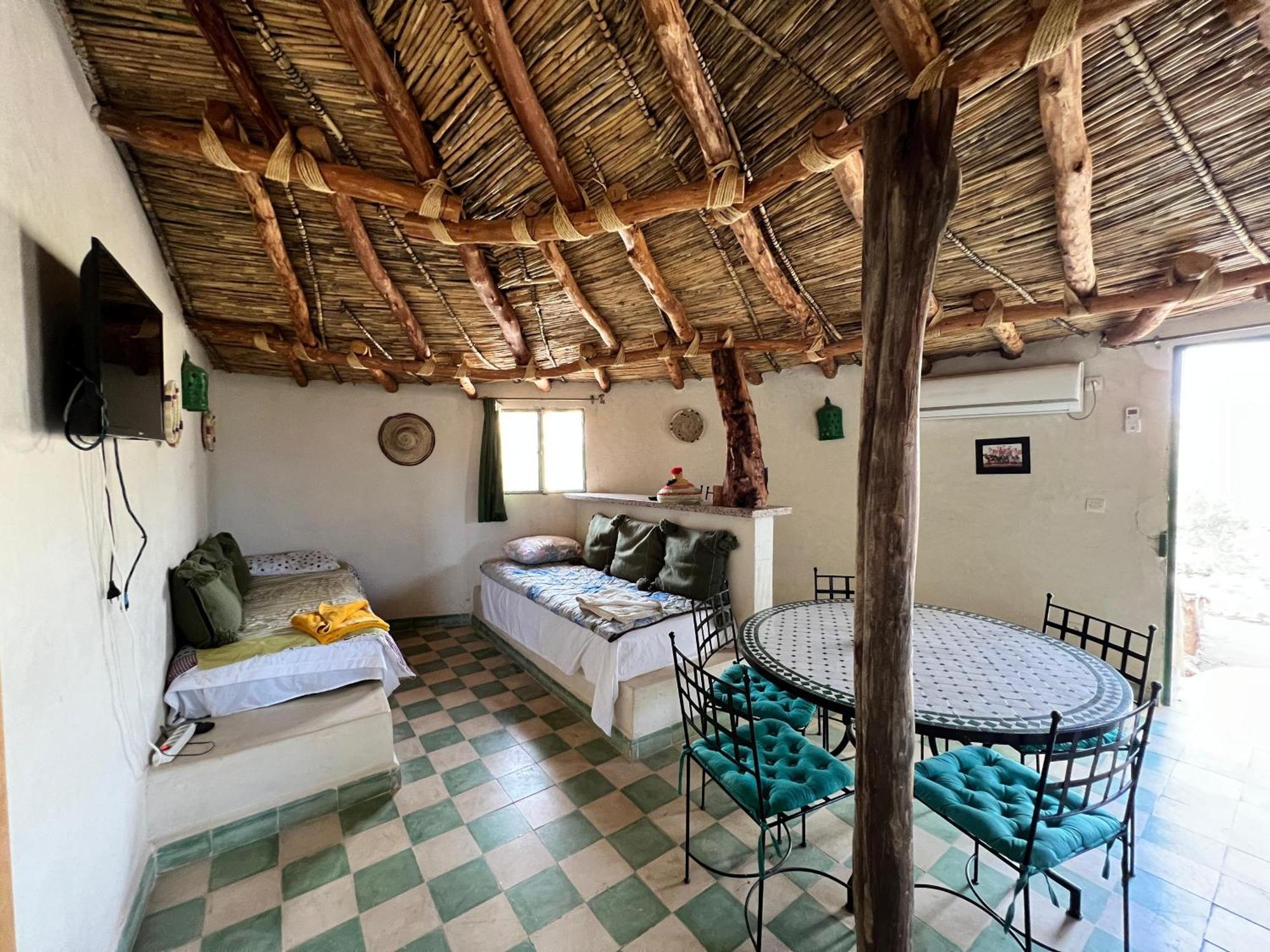 Les Jardins D Amizmiz 6 Piscines Bed and Breakfast Wawizelte Εξωτερικό φωτογραφία
