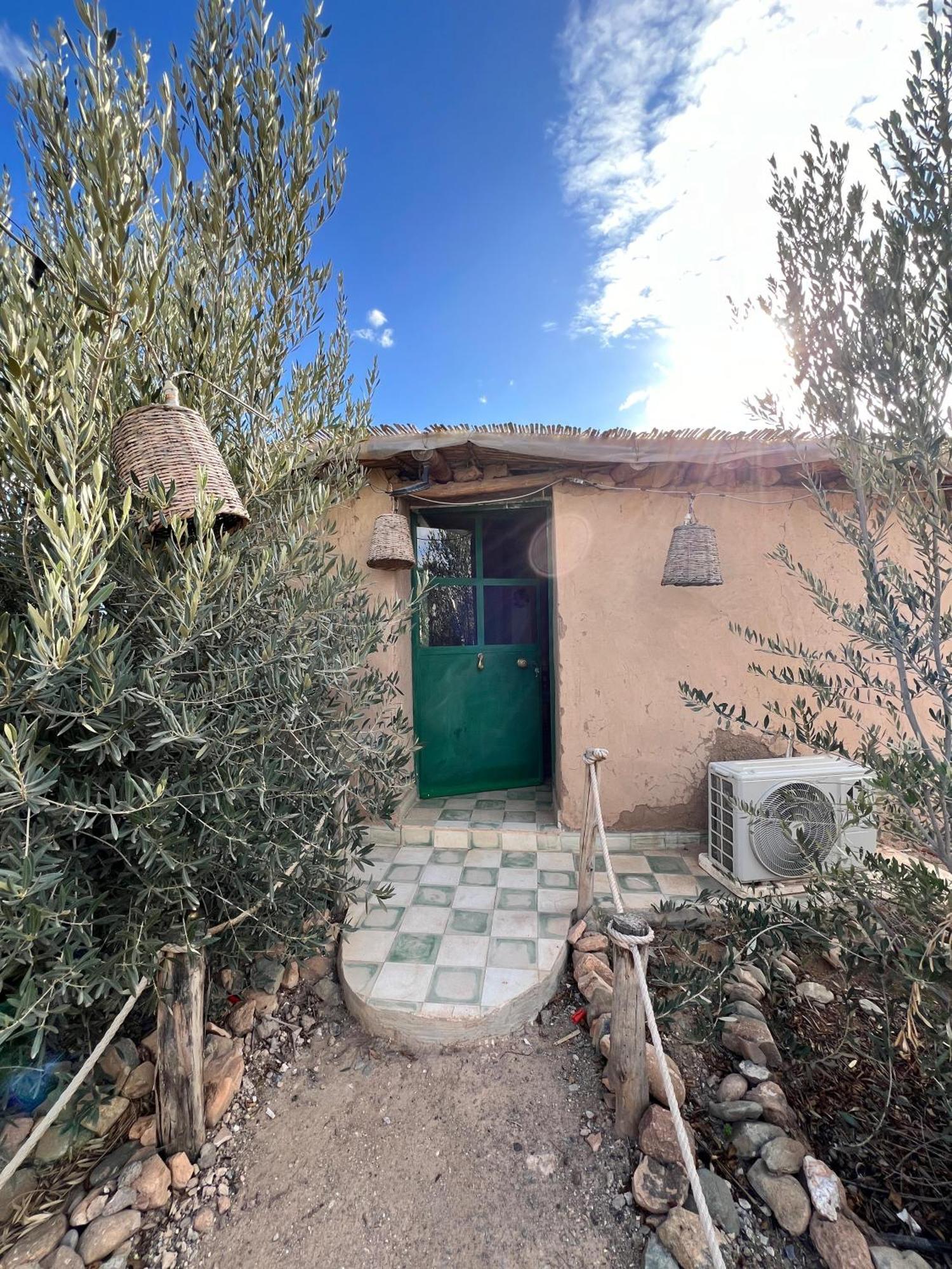 Les Jardins D Amizmiz 6 Piscines Bed and Breakfast Wawizelte Εξωτερικό φωτογραφία