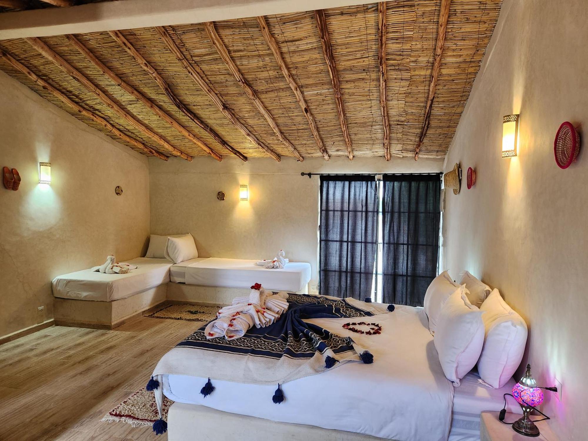 Les Jardins D Amizmiz 6 Piscines Bed and Breakfast Wawizelte Εξωτερικό φωτογραφία